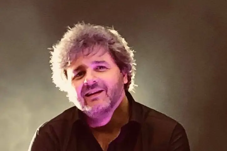 Yellow Moon — photo 2