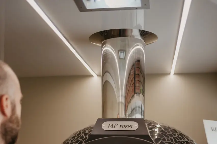 No Pineapple Pizza — photo 2