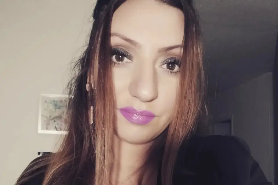 Charlotte — photo 2