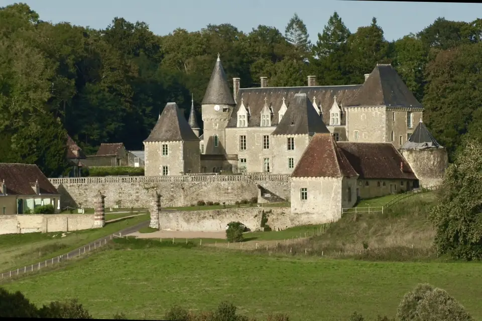 Château des Feugerets — photo 2