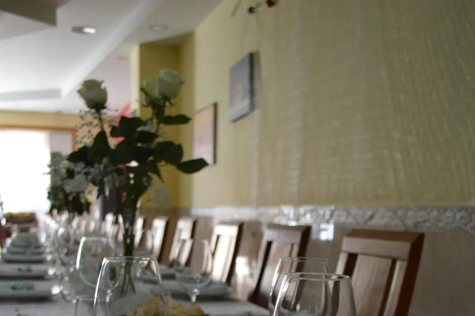 AT the party — photo 8