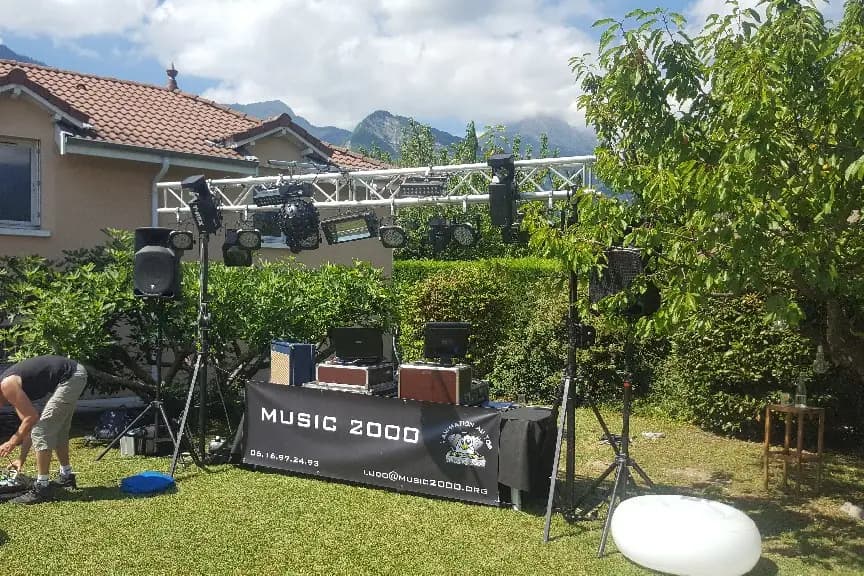 Music 2000 — photo 3