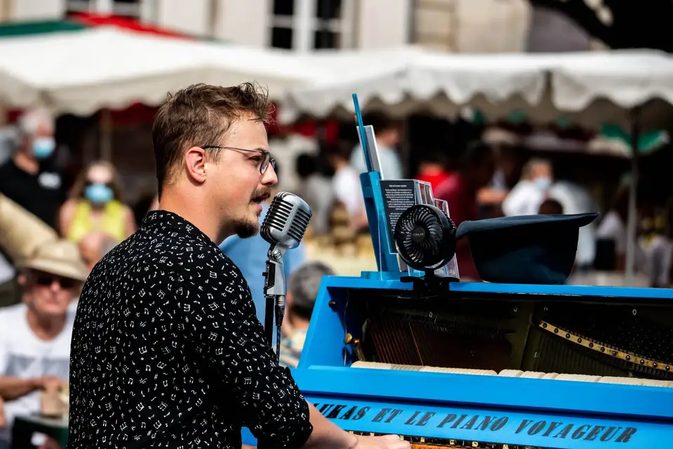 Lukas et le piano voyageur — photo 3