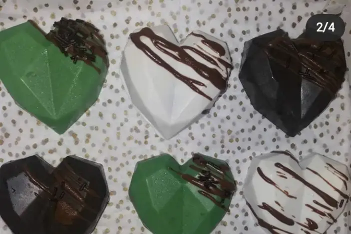 Dine's Cakes — photo 4