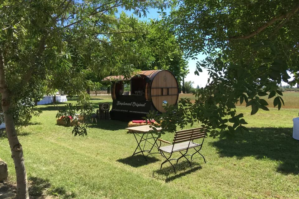 Coup de Foudre - Wine Truck — photo 8