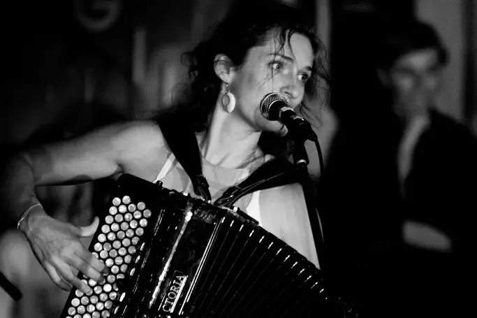 Justine D. - accordéoniste — photo 2