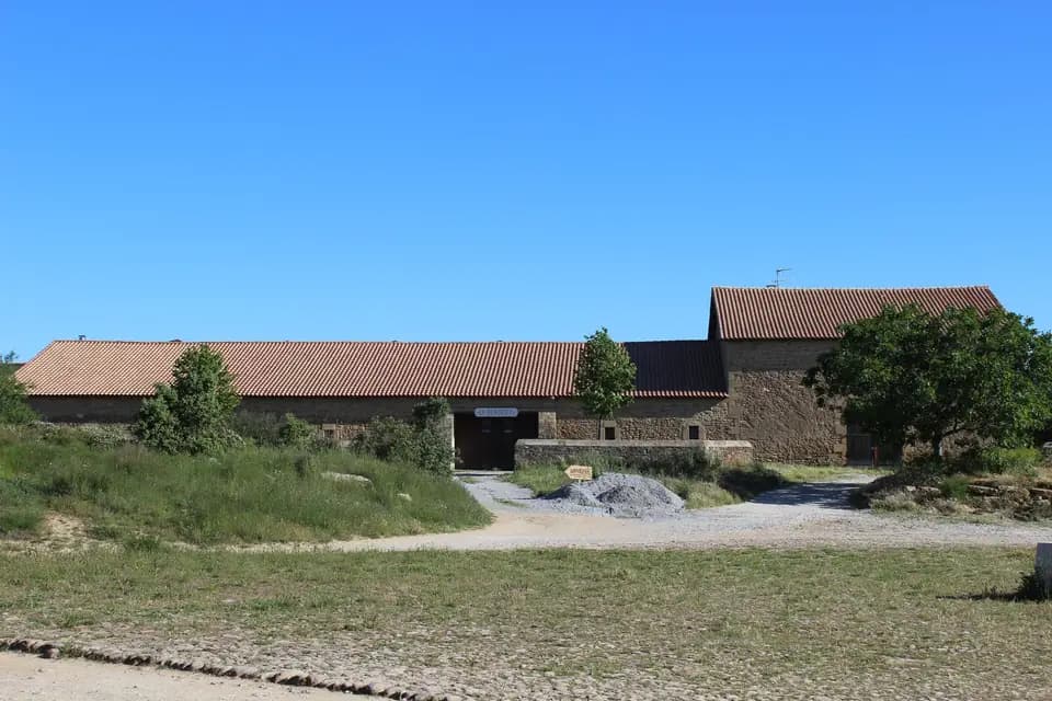 Salle Fenière - Domaine de Sulauze — photo 8