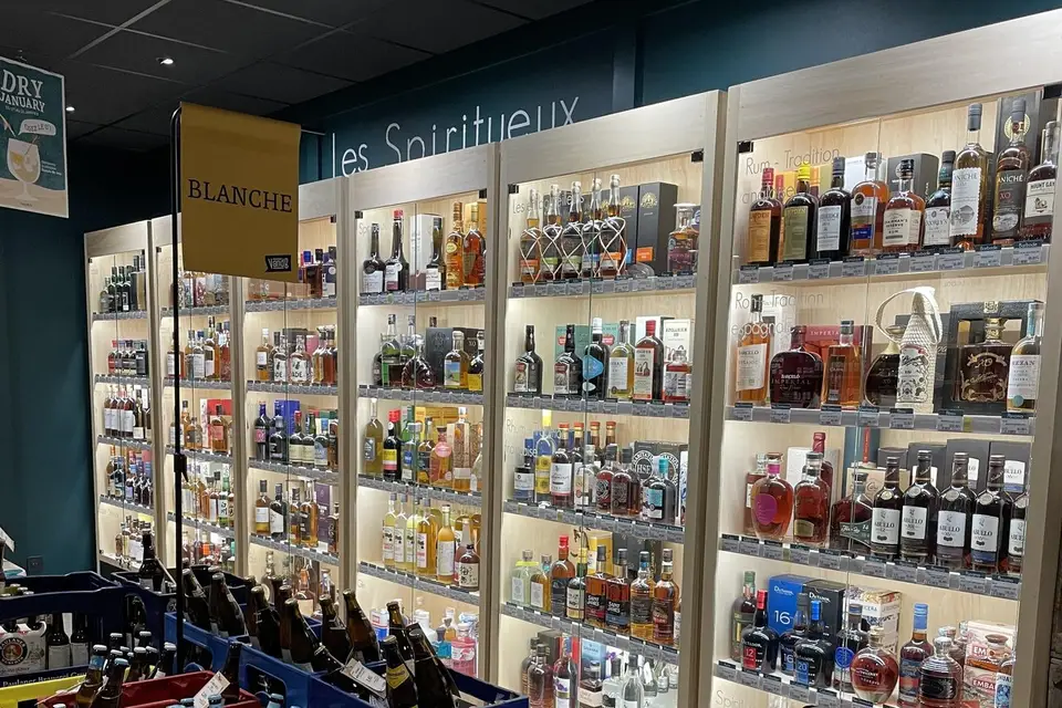 V and B Chambry — photo 4