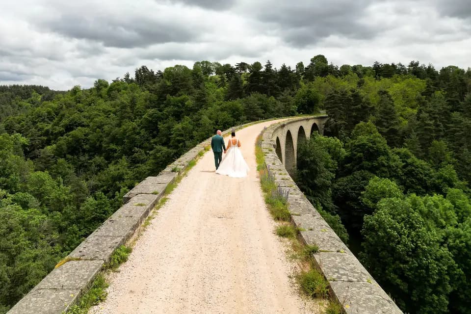 Thom Photo — photo 1