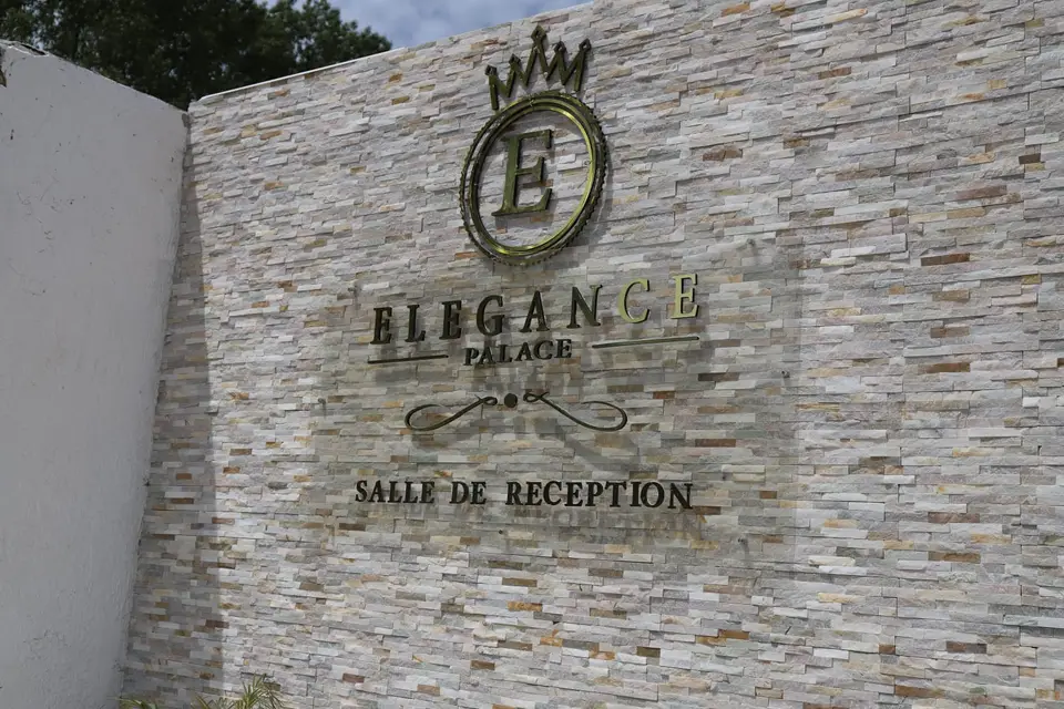 Elegance Palace — photo 1