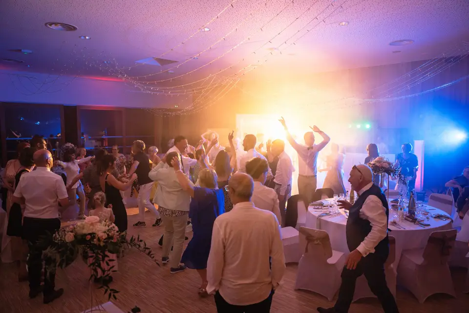 Weddingbox-Alsace - DJ et Magicien — photo 2