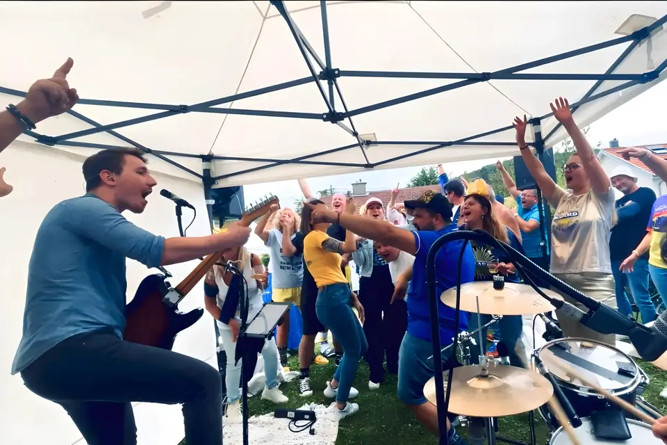 Slapback — photo 1