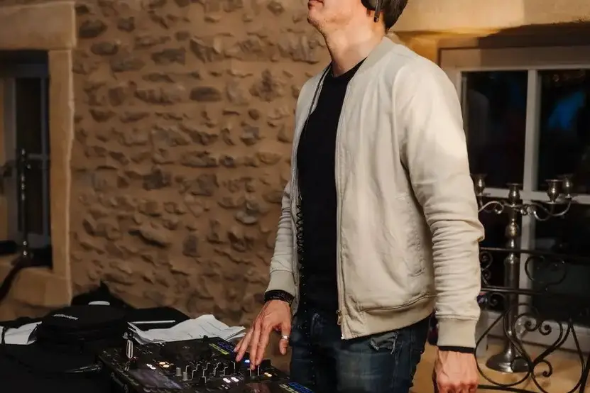 Love & Song - DJ Saxophoniste — photo 4