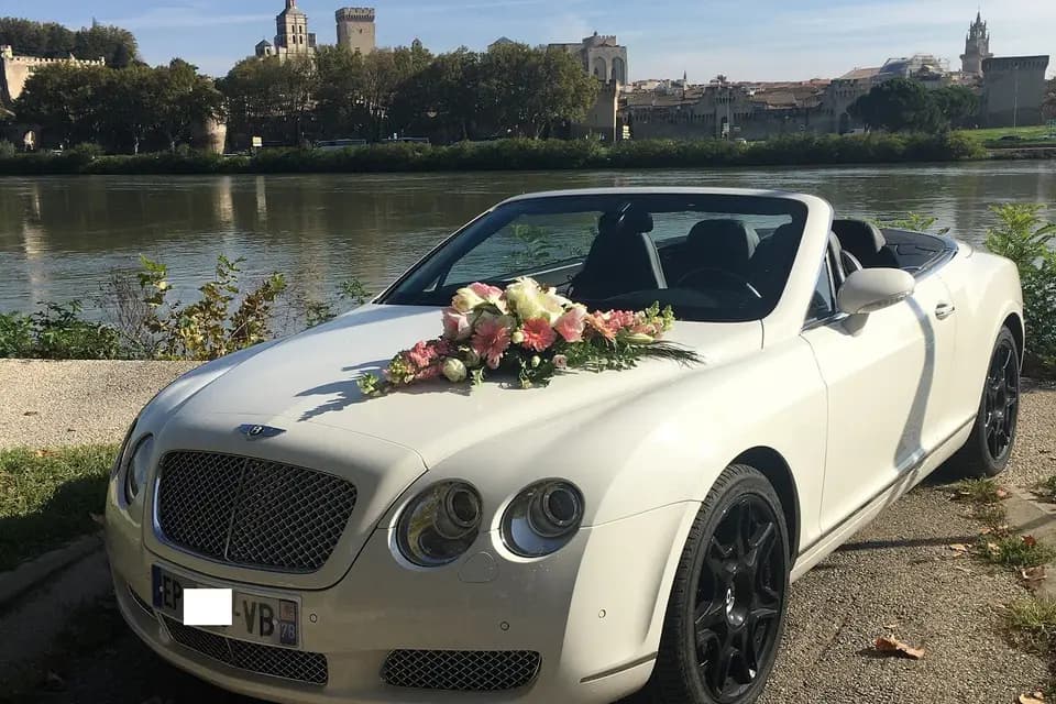 Luxury Bentley — photo 1