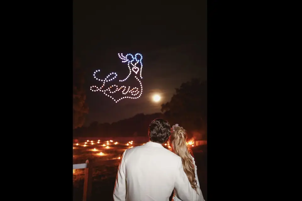 Allumee - Spectacle de drones