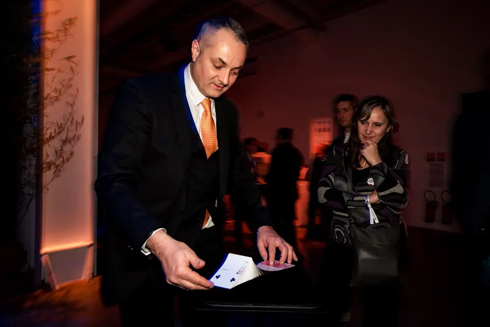 Reveilleur de Sens — photo 3