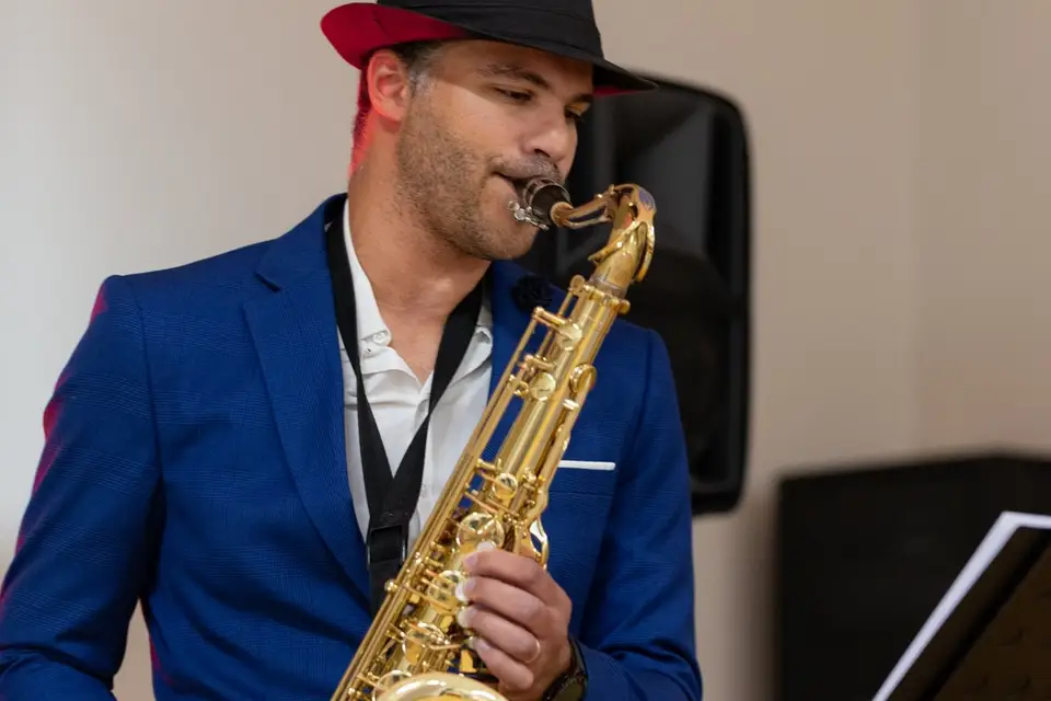 Sax & DJ Kevin Krueger — photo 4