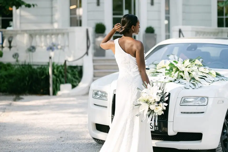 Haute Couture Florale Maluna