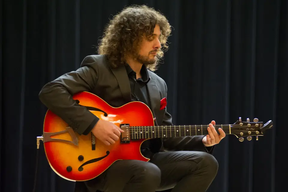 Upperland — photo 1