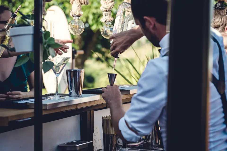 Frenchy bartender — photo 1