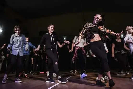 Pass Your Joy — photo 2