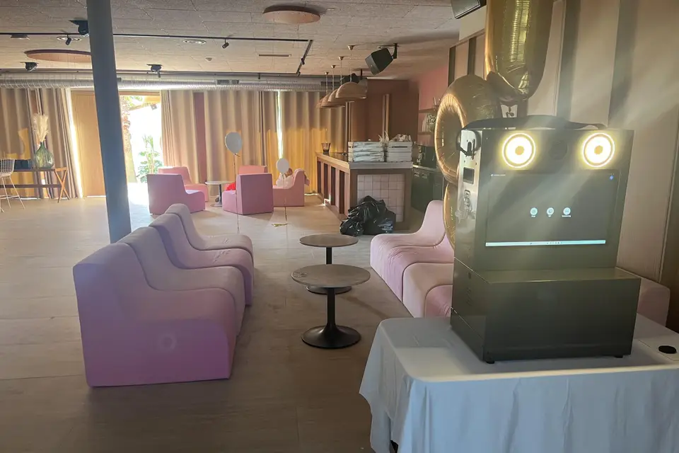 Party Lounge 06 — photo 3