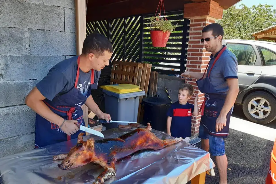 A l'Ancienne - Tourne-broche — photo 1