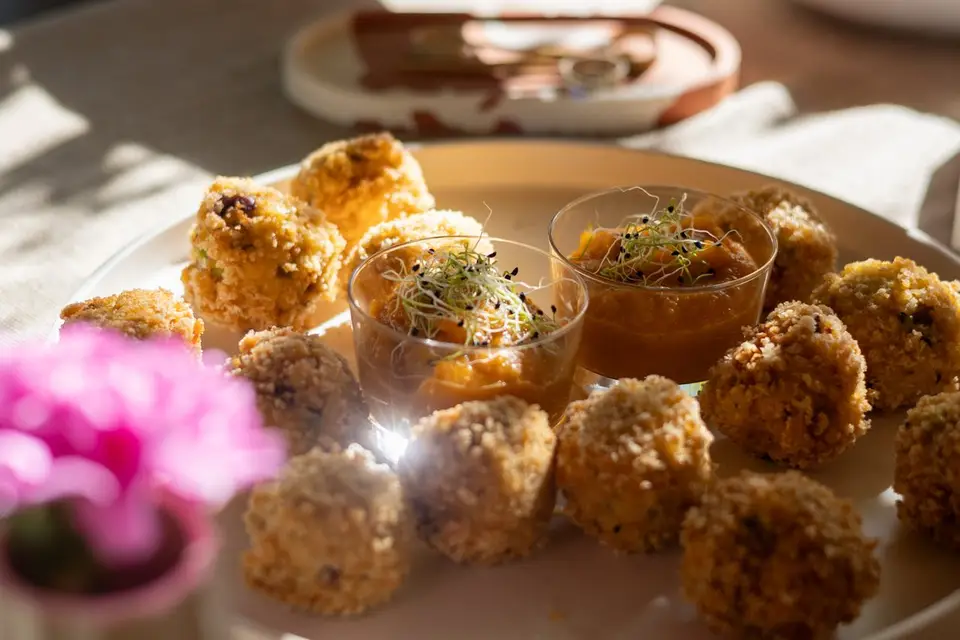 C Eathic — photo 4