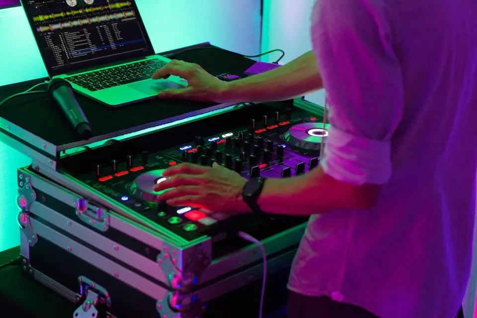 Happy VIP — photo 3