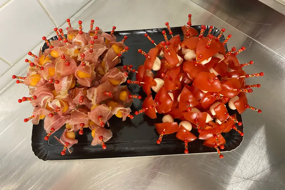 2 el Traiteur — photo 5