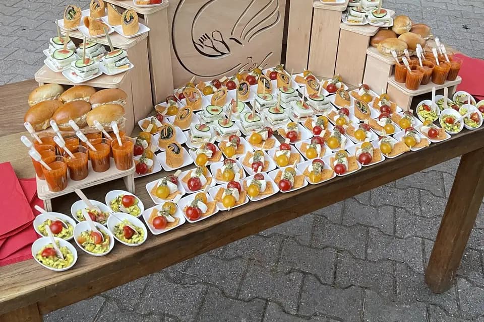 2 el Traiteur — photo 4