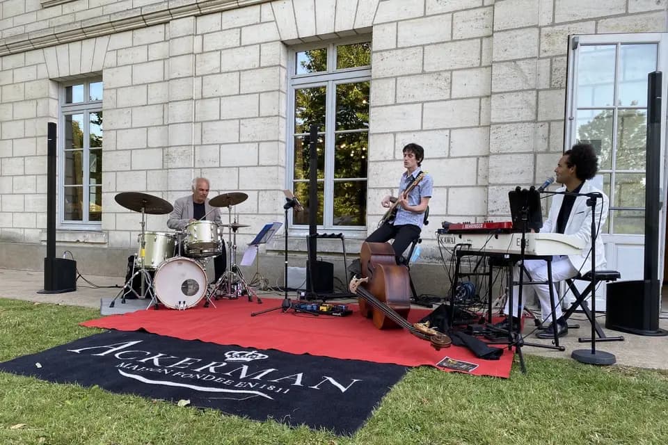 Swing Note — photo 1