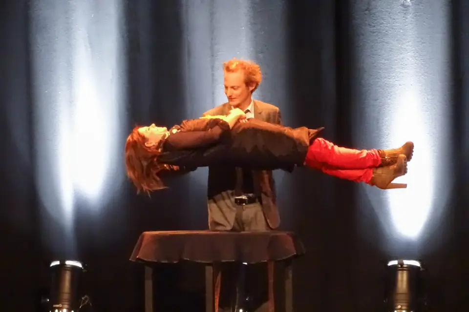 Maxime Delforges Magicien — photo 3