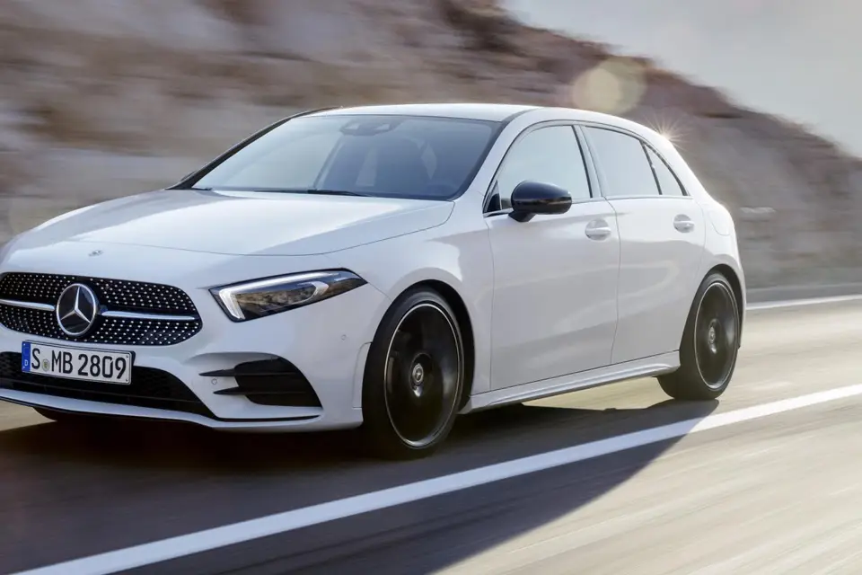 Mercedes-Benz Rent Lyon Saint Fons — photo 1