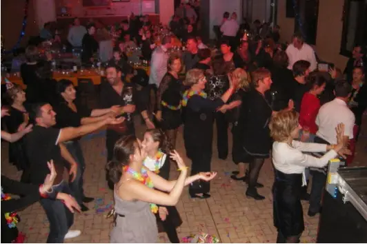 Waxy Dance — photo 6