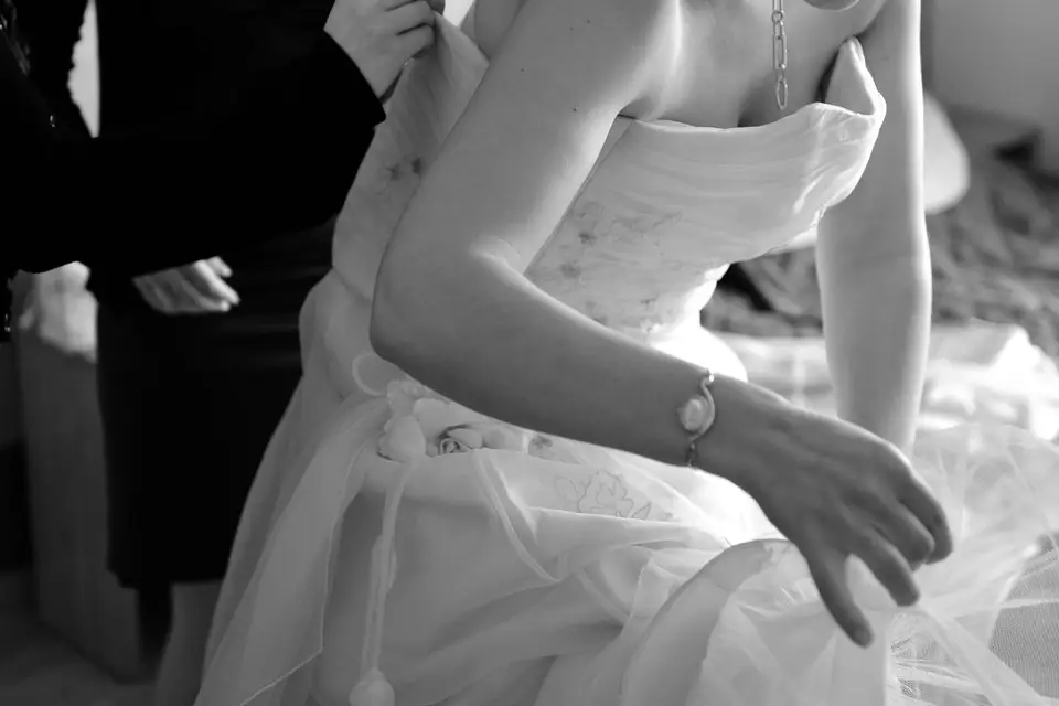 Studio Pose T — photo 5