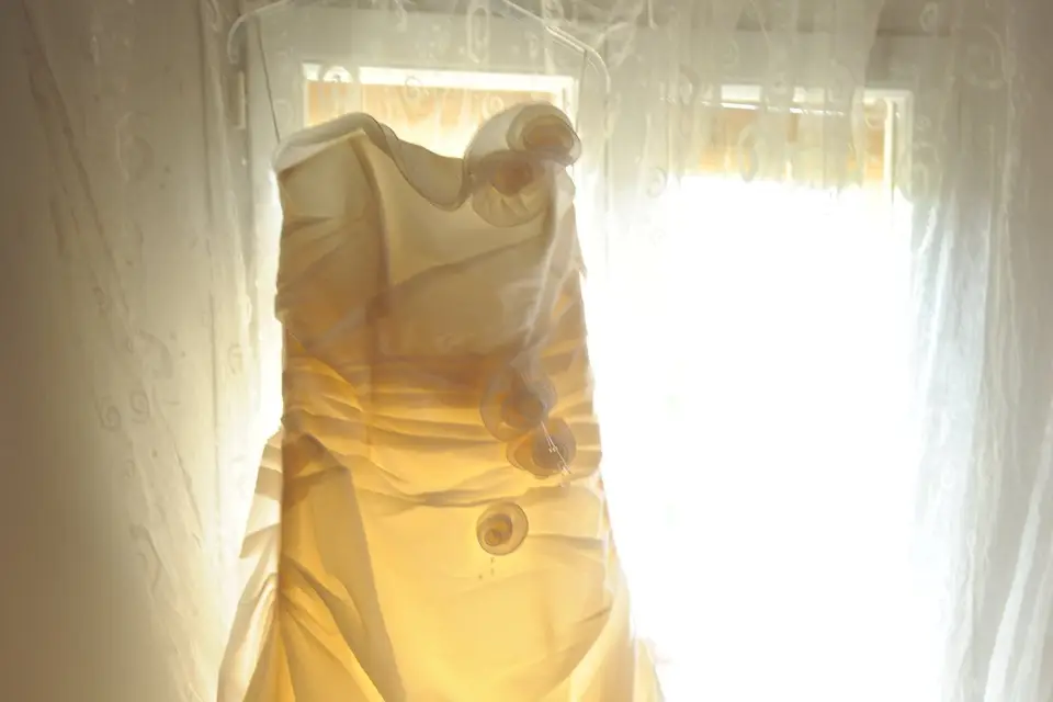 Studio Pose T — photo 1