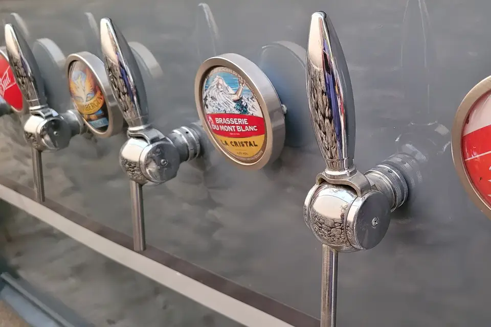 L'Esta'Fête - Beer Truck — photo 6