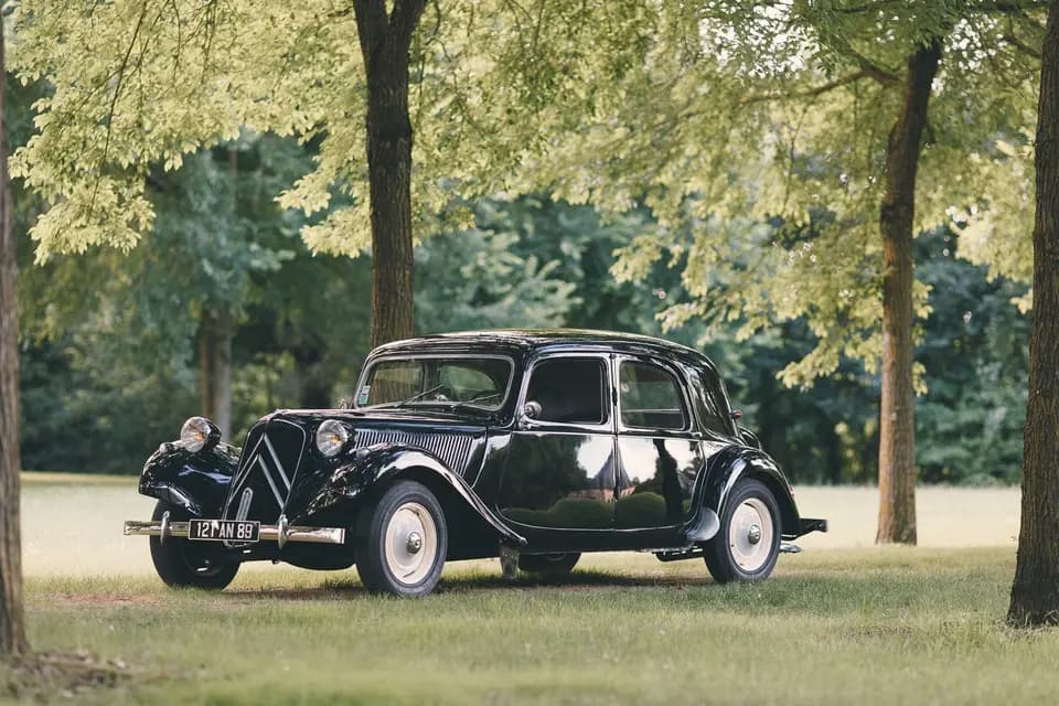 Loca-Traction — photo 1