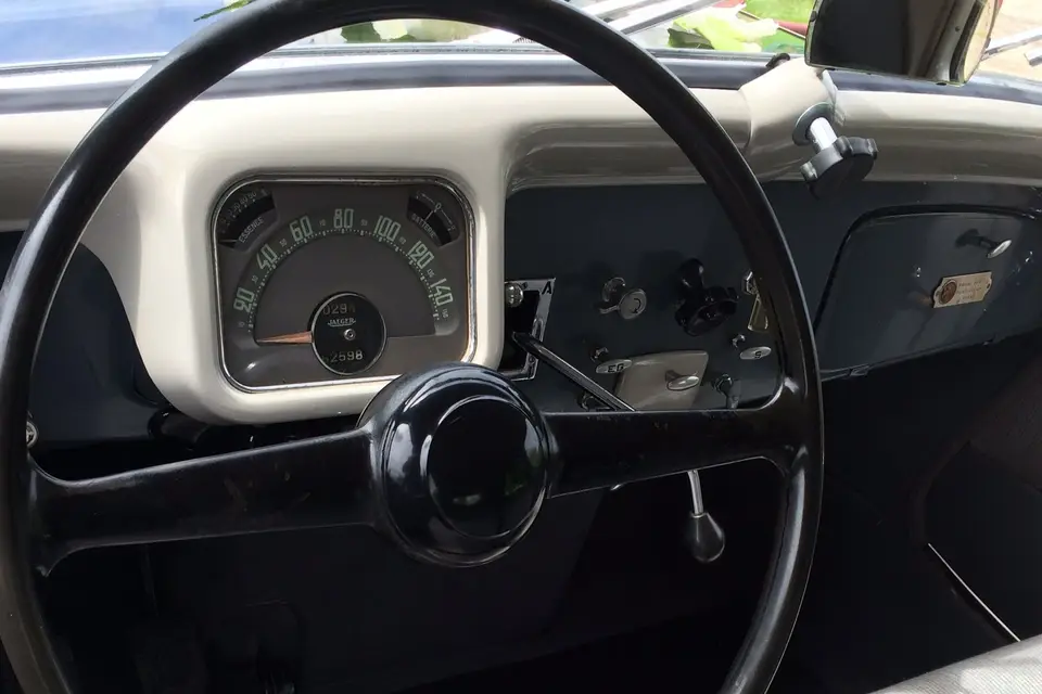 Loca-Traction — photo 3