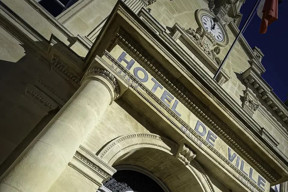 Land Company — photo 1