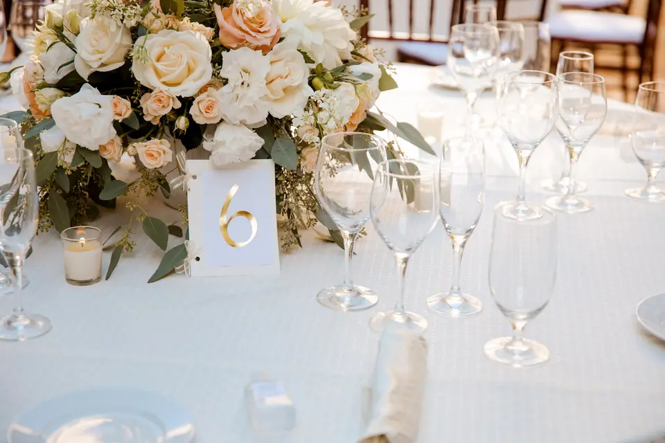 Love, Sun, Flowers — photo 4