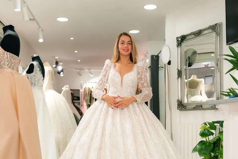 E & A Bride — photo 2