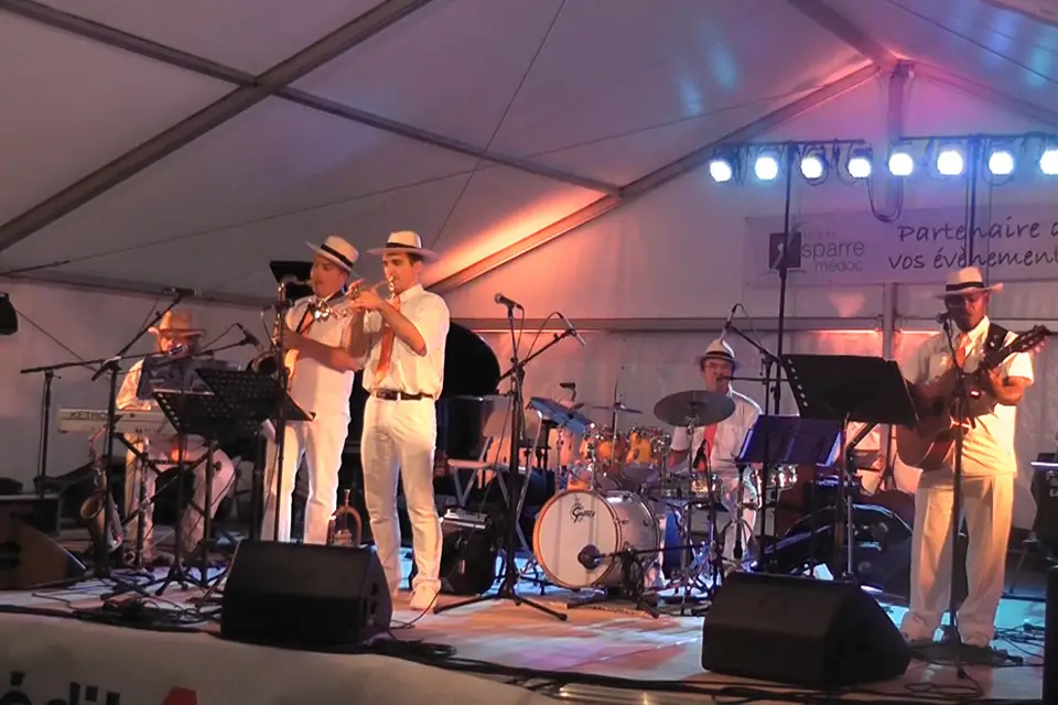 Smoking Tropical — photo 5