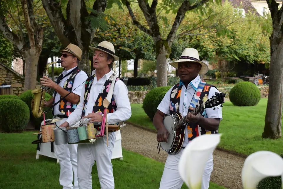 Smoking Tropical — photo 3