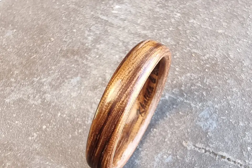 FB Bijoux en bois — photo 3