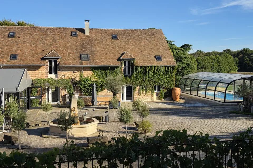 Les Maisons Blanches