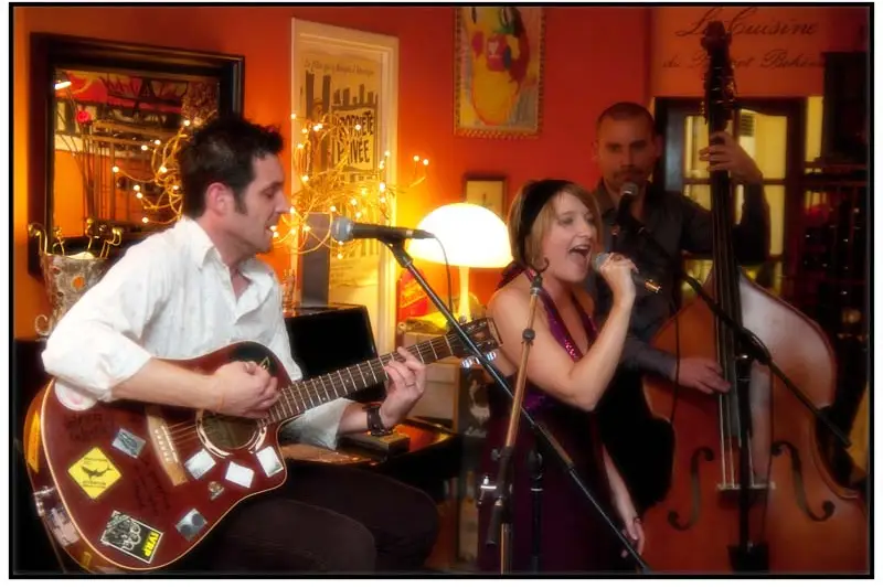 Acoustic Night Fever — photo 3