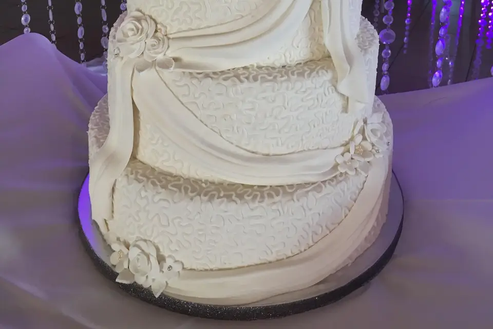 Cakes By Bethany Bouchet — photo 7