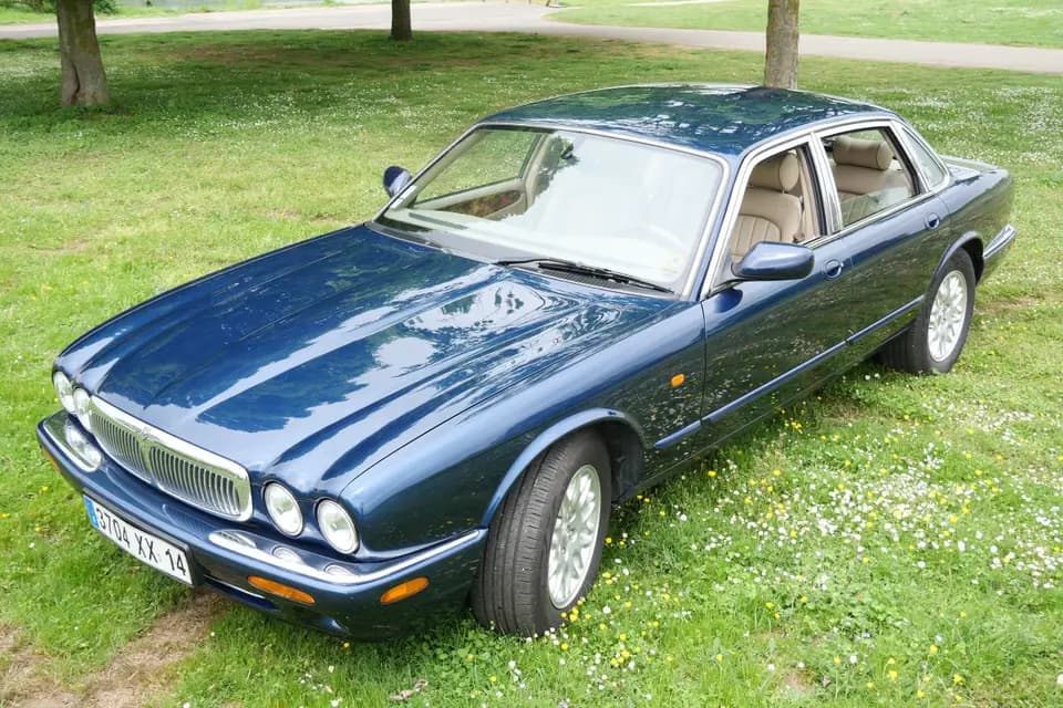 Cadillac Expérience — photo 1